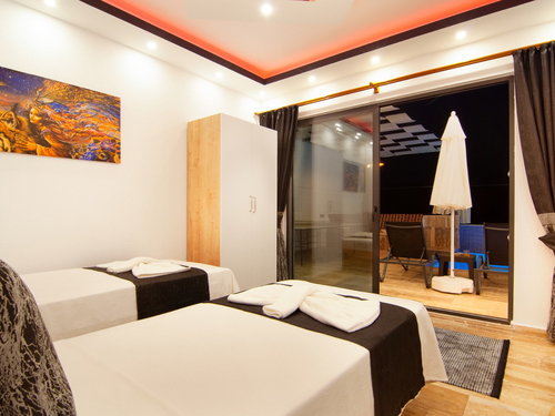  gece  -  Kasım
  | Kalkan Akbel Muhafazakar Villa (4 Kişilik, Doğa İçinde, Isıtmalı Havuz Seçenekli)